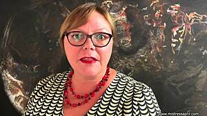 Dominatrix April sin ville BDSM bursdagsfest med slaver 🥳