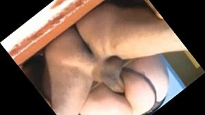 ivon shows big ass on webcam