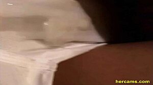 18 éves webcam cukorbeteg rendetlen creampie-t kap élő show-ban