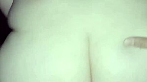 Amateur rides to creampie in homemade scene