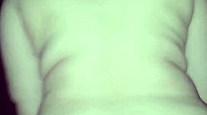 Amateur rides to creampie in homemade scene
