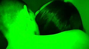 Pedindo para namorada ficar mais um pouquinho