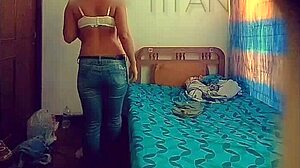 These teen whores need to suck right away