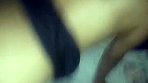 mi esposo me folla duro en la cama