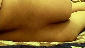 Watch this Moroccan slut's ass in lesbian sex?