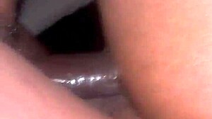 Dymplez prend baise lente et profonde d'une bite monstre en string