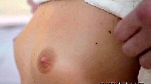 Natuurlijke schoolmeid verleid en hard geneukt door oudere leraar