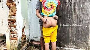 Neha, Ayo Coba Fuck Outdoor Pertama Kali dengan Anak Kuliahmu. Liar Banget Di Sini!