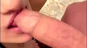 Ki-sim gives blowjob to tinder guy, swallows cum