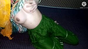 Simran Screams Hurry Up and Fuck Before He Comes!