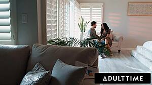 Невероятно! Самотна пума Пени Барбър напълнена от тийнейджър от квартала