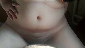 Nehoda s creampie nechá velkoprsou vysokoškolačku s těhotenským břichem - Milky Maris první průšvih