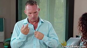 liv revamped visits her psychiatrist for therapy