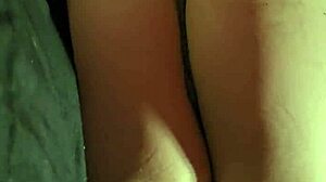 बड़ी गांड से खेलना और थोंग टीज