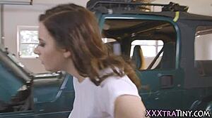 a francba, pici 18+ tinédzser 18+ kap spermát a cicijére!