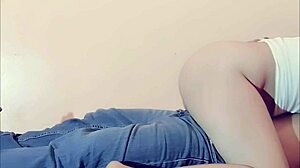 Moroccan beauty takes control in a steamy riding session