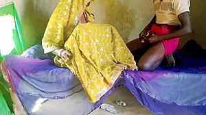 देसी भाभी को डॉगीस्टाइल में हार्डकोर एक्शन में ठोका गया