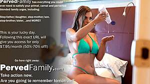 Stepmom Berkontol Besar Bermain Game Nakal denganku, Bukankah Liar?