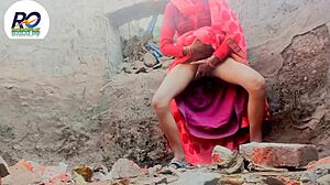 Bhabhi haluaa lisää vasaraseksin jälkeen, saa anaalia devarilta, ulkona ranch-aktointi tyydyttää hänet täysin