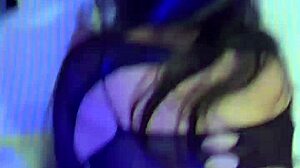 teen 18+ latina begs for dick fill in vagina