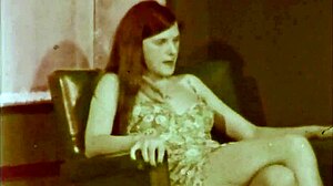 复古水手分享女友与船员狂野群交