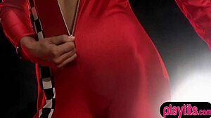 newcomer photomodel chicks are having a fun work session with brunette and blonde babes 😊