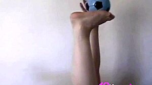 Hot teen Piper Fawn flaunts nude pretty feet