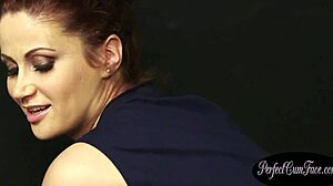 Sporcu Kızıl Saçlı Yüz İçin Emiyor