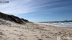 Не можах да устоя, свалих бикини на плажа за див ездит - Дрии Кордейро