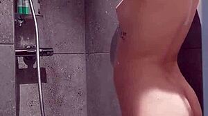 i saw model micy in the shower, shes so sexy
