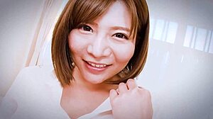 小泉くるみのデカい日本人おっぱいにハマって、弄られながらしゃぶられるのがたまらない