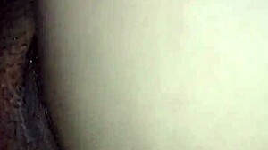 Amateurs fuck wildly in car with intense banging!