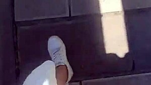 大胆户外性爱，日本女王Mina的狂野表演