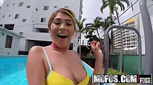 เทปเซ็กส์ลาตินา สาวบิกินีสายรัด สเตฟานี เวสต์ Mofos