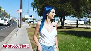 Únete a Jewelz Blu en el Desafío Caliente de Bragas de Hermanastra