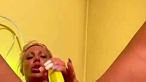 Muscular Babe Intensely Masturbates Using Banana and Sausages