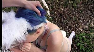 Osterhasen überraschen mit Outdoor-Fick und Spanking – voller Clip