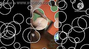 彼女の潮吹きを見て興奮、抑えきれずイッて彼女の裸のマンコを濡らす！