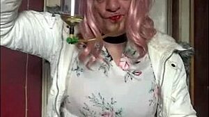 So, I'm a bisexual crossdresser ready to swallow for free. Filming it makes it hotter.