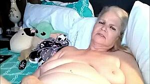 Vee enjoys herself in a live private chat