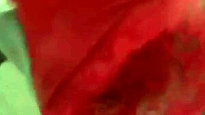 Celana dalam renda cantik isi pembalut cewek bekas!