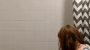 in this cut-off scene, the wanking suddenly stops mid-action