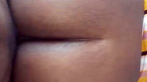 big ass young 18+ hoe dont say no to nothing 😈