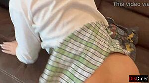 On a invité des filles pour du vin et ça a viré à une orgie de sexe de groupe brutal en extérieur