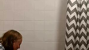 in this cut-off scene, the wanking suddenly stops mid-action