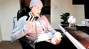 Feeling aroused during phone sex