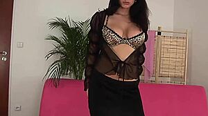 Gorgeous Brunette Roxana Plays With Dildo