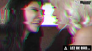 Kötü olalım - Azgın lezbiyen cankurtaranlar işten sonra sert ve kirli oluyor! 😈