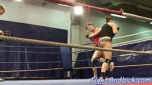 哟女同宝贝今晚拳击台激烈摔跤