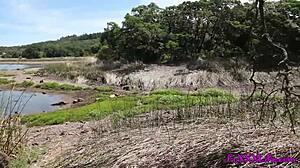 Flashing di Jalur Hiking Berubah Jadi Brooke Telan Cum di Luar Ruangan